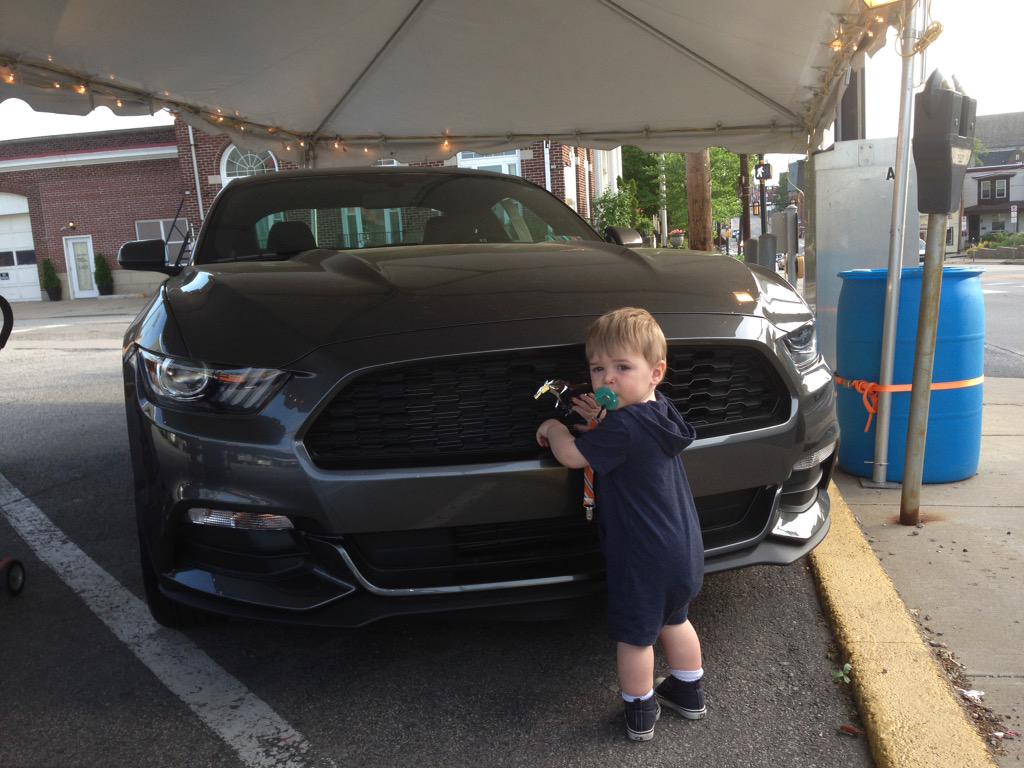 BastardBeardDan's tweet photo. Had a visitor at the raffle stand. Come buy tickets for this car and see this cute ass kid!!! #DVFD #exploitingthekid http://t.co/LVZ0XHHxHa