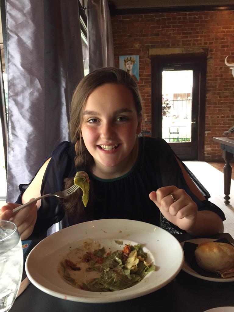 Yummy lunch <a href="/AlbanyBistro/">Albany Bistro</a> today! #ChickenPappardelle #StrawberryGrilledCheese