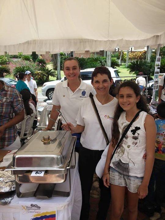 adacolrd's tweet photo. #XBazarGastronomicoColombiano 👏🏻👏🏻🇨🇴🇨🇴🇨🇴 http://t.co/i0HzQpb7vh