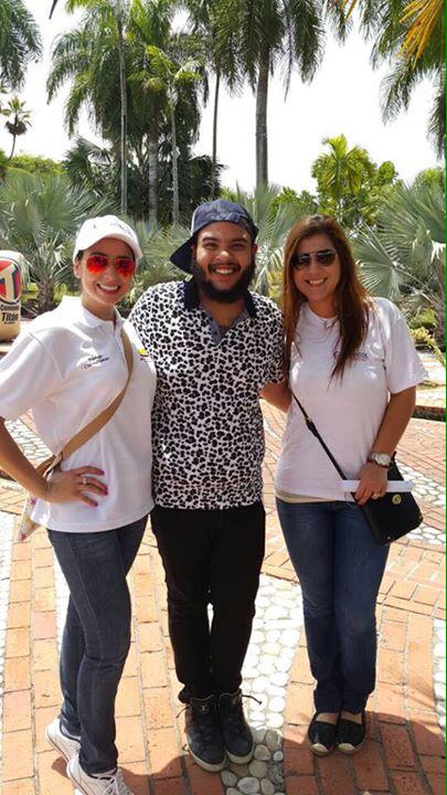 adacolrd's tweet photo. #XBazarGastronomicoColombiano 👏🏻👏🏻🇨🇴🇨🇴🇨🇴 http://t.co/i0HzQpb7vh