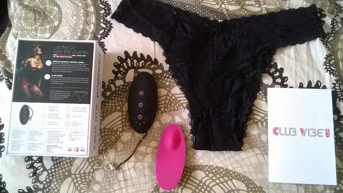 Someone knows how to keep a #Goddess happy! Check out this naughty gift from Sirskipperdoo 😍😍😍 http://t<a href="/tag/goddess"class="tags">#Goddess</a>