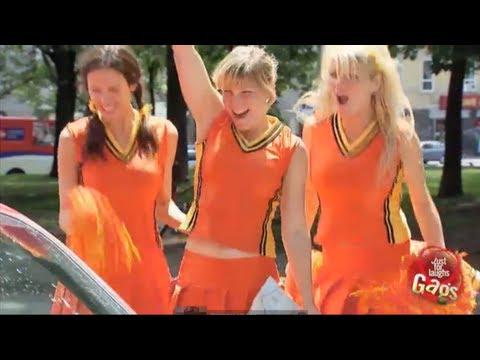 lharman102's tweet photo. Hot Cheerleaders Prank http://t.co/KIqL5fOzE3 #socialmedia #business http://t.co/3vArRS1IxK