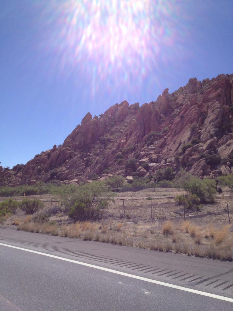 MaldanaNS's tweet photo. Willcox listo para el 360! Gracias por recibirme, son excelentes anfitriones 😊Adiós al desierto! http://t.co/jUH9Rt9g8w