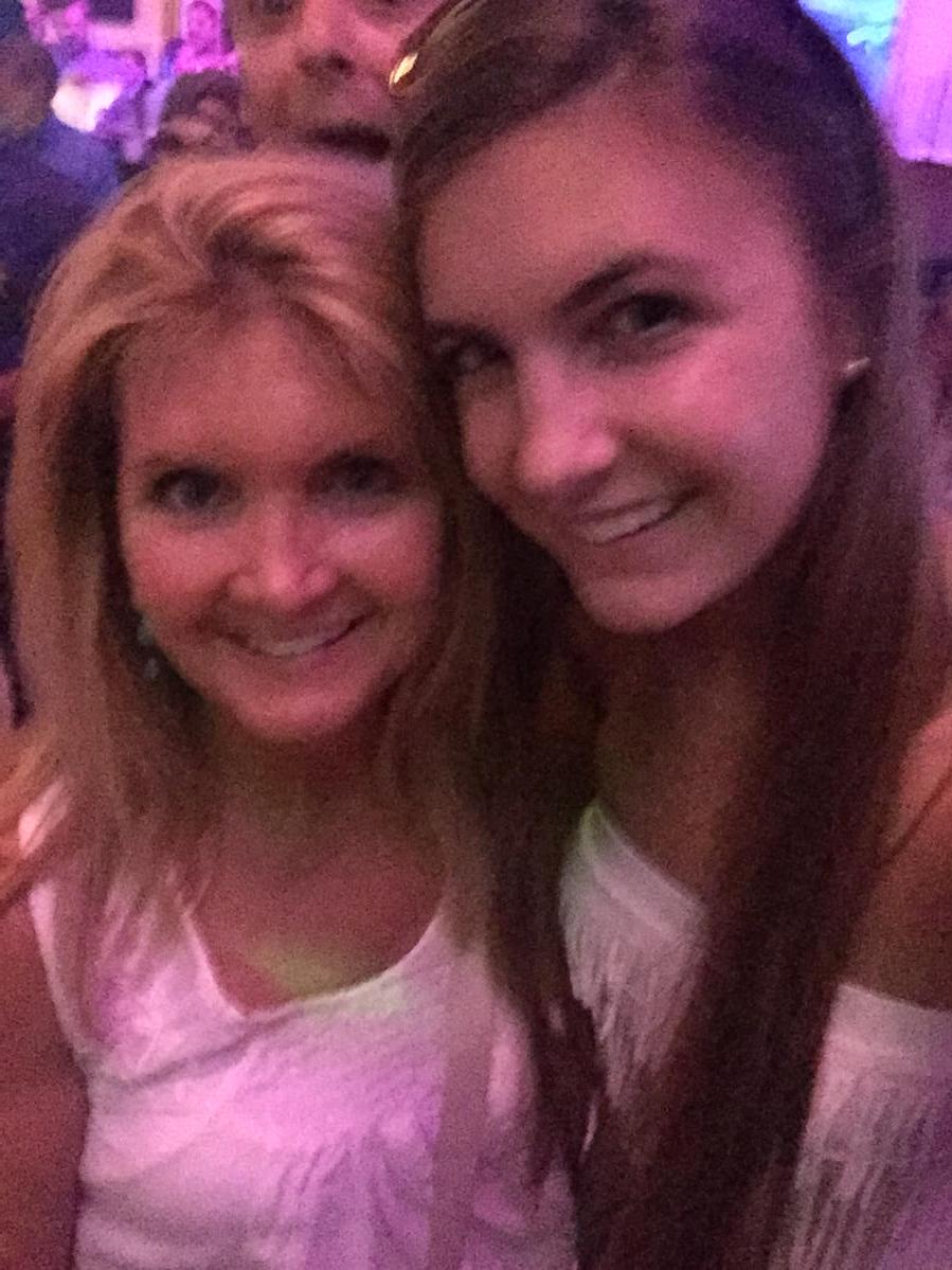 TraciMiller65's tweet photo. Kiss Country Undercover Concert! Eric Church! http://t.co/7qm3ddYPIB