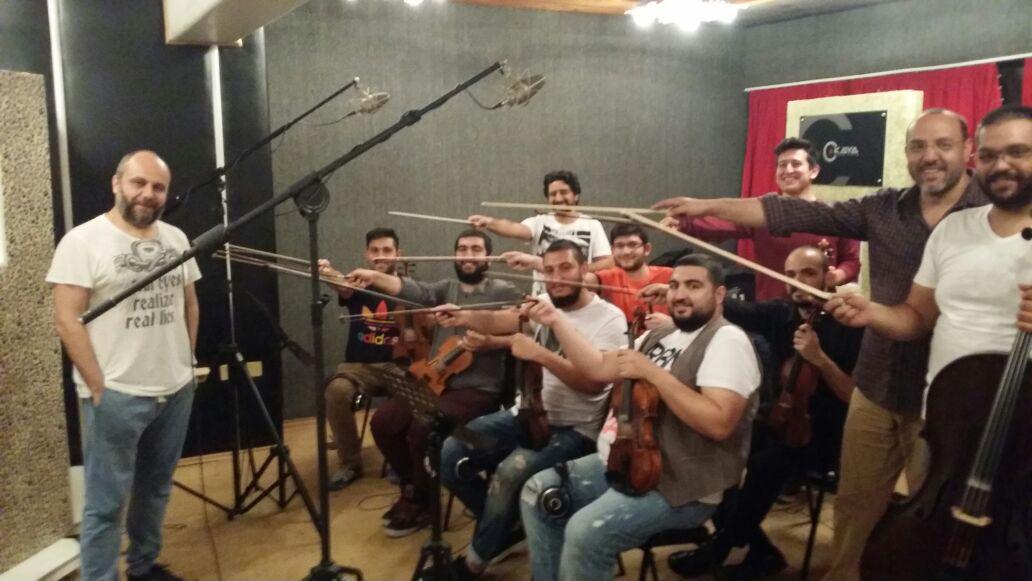 ist_strings's tweet photo. Hayırlı olur inşallah,duygunuza,ruhunuza sağlık🎼🎶🎤🎧🎻🎹🎵🎵@ErhanBayrakReal http://t.co/fs1Vw6UjG6