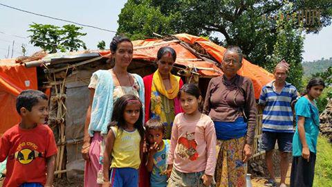 글로벌호프 네팔 지부는 고르카지역 콥랭 VDC-2 마을에서 식량 지원 및 지역조사를 진행하였습니다.글로벌호프는 거주지 지원과 함께 지역 재건을 위해 계속해서 노력할 것입니다!