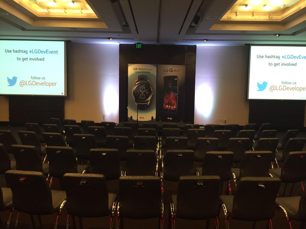 mariotapia's tweet photo. #LGDevEvent calm before. http://t.co/zKNUKm2pJO