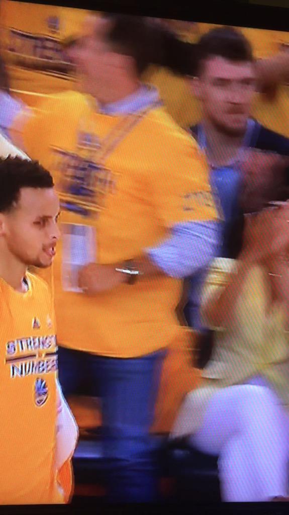 Fake Clyde Drexler tweet media