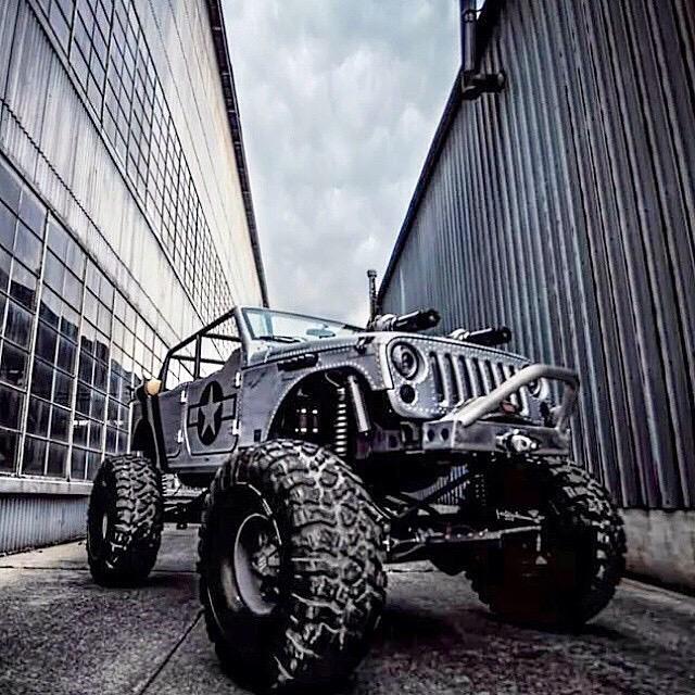 DrumminJeeper's tweet photo. If you can think of it, @RiverRaiderOR can help you build it!! Give them a follow guys! #JeepLife #RiverRaider http://t.co/30mkEoadT2