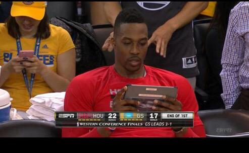 Zach_Guth23's tweet photo. When you're in the Conference Finals but your friend just sent you another life on Candy Crush #SNCaptionContest http://t.co/mOHPuYFWAh