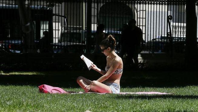 noticias_cuatro's tweet photo. Una docena de provincias superarán los 30ºC http://t.co/vZdNNaWpIf http://t.co/gUf3LAg1fN