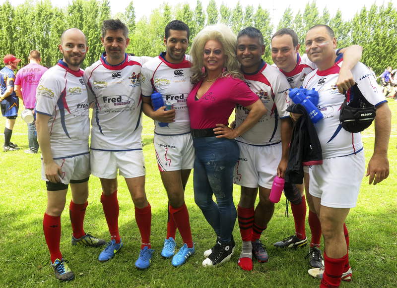 NoticiasLGBT's tweet photo. RUGBY: Europa se alía contra la homofobia en un torneo ‘gay friendly’ de rugby http://t.co/2VFtoO8Oum http://t.co/j1dMD5w0YR