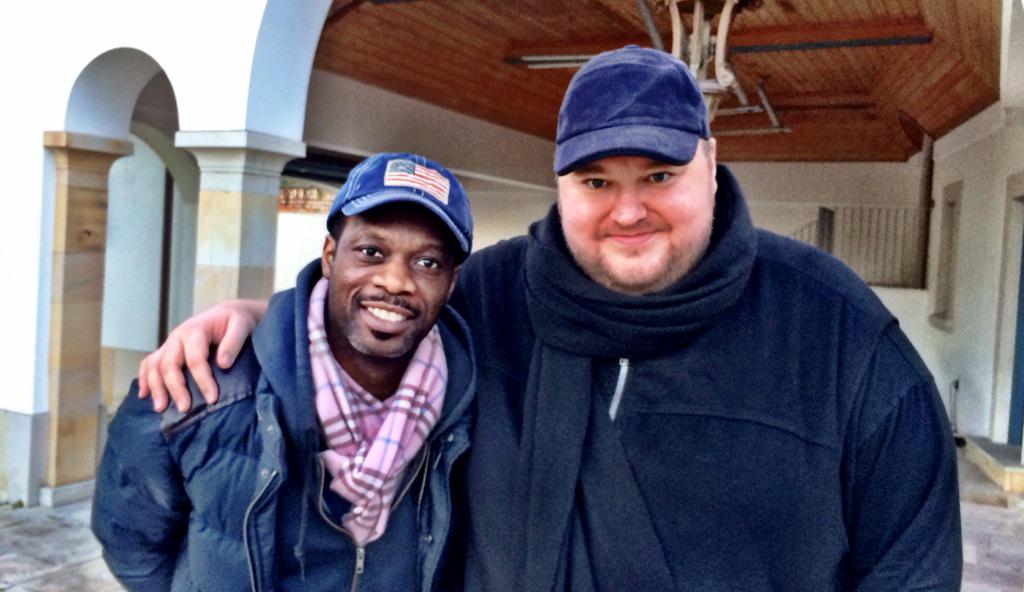 KimDotcom's tweet photo. Cool visitor: Pras Michel, Fugees founder &amp; initiator of the greatest political coup ever. #SweetMickyForPresident http://t.co/osxGDCPJ0S