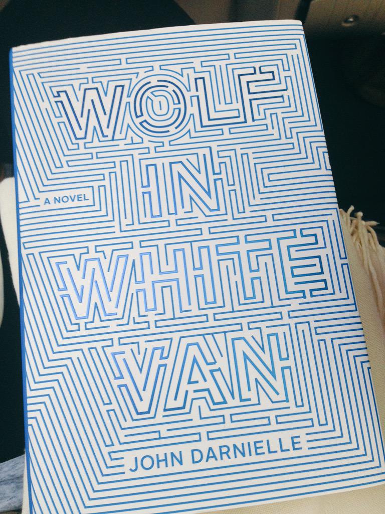 thedeesigner's tweet photo. Look @MikePriest - airplane read! @mountain_goats http://t.co/mgAw1Zu0us