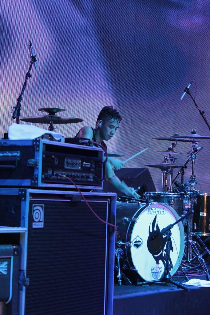 Beberapa hasil foto abang @ikmaltobing semalam with <a href="/TRIAD_TRIAD/">T.R.I.A.D</a> at Jogja City Mall 😍