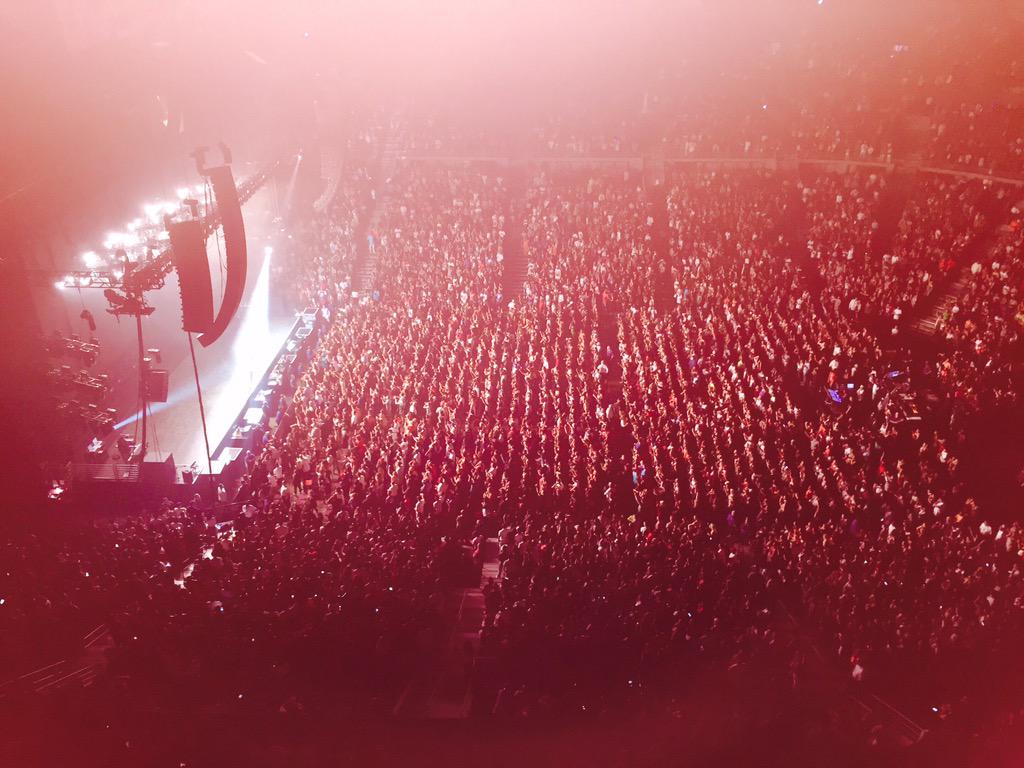 FreeBirdd420's tweet photo. What a show✨ #Drake #Detroit #PureMichigan @Drake http://t.co/k4svdMML9z