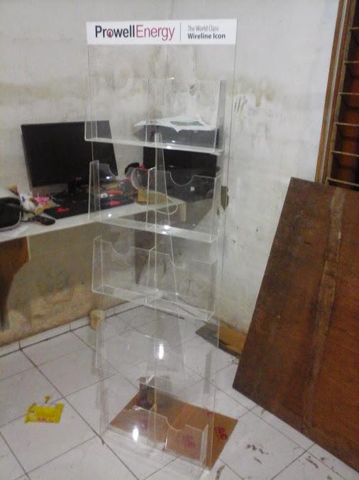 AcrylicMulya's tweet photo. tukang acrylic display.hp.085289309790 http://t.co/RbYMEIAeSR