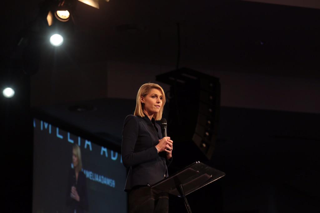 theroareffect's tweet photo. "Wherever there are survivors, there is hope"

- @ameliaadams9 

#hopesummit2015 @Channel9 http://t.co/AN09Vt86T4