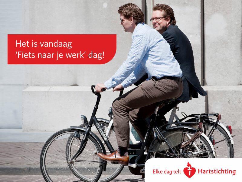 Hartstichting's tweet image. Fietsen houdt hart en bloedvaten in conditie en verlaagt de bloeddruk. #fietsnaarjewerkdag