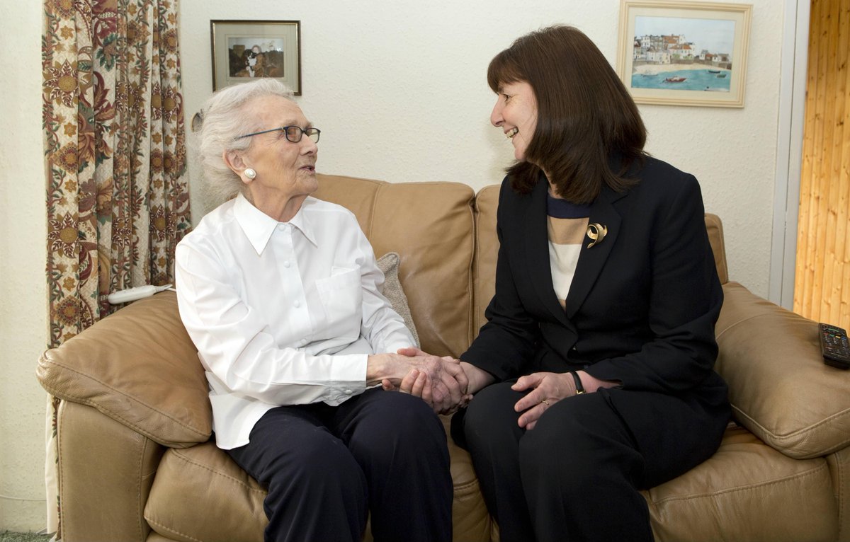 WelshGovernment's tweet photo. .@WG_CommunityMin announces £6m to help older people live independently in their home http://t.co/q0VEMzmWES http://t.co/ZeuDH6lpGE
