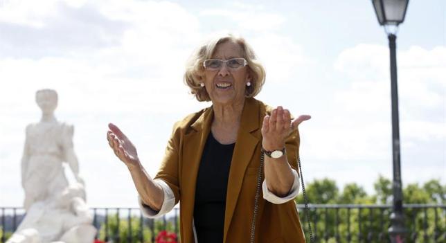 A3Noticias's tweet photo. Manuela Carmena, sobre Esperanza Aguirre: "Es una pataleta de niña caprichosa"
http://t.co/ZqCKryJWxq http://t.co/FoI4fCOw6H
