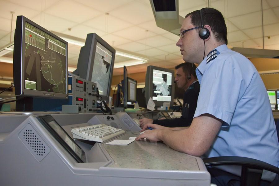 Defensie_BE's tweet photo. "Leger nam gisteren controle Belgisch luchtruim" #ATCC #Semmerzake #hulpaandenatie http://t.co/bHV9Fn1QOB @BeAirForce http://t.co/3m396pvJiU