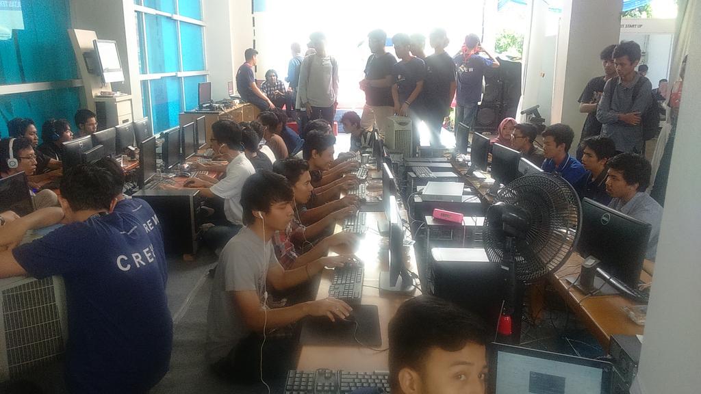 ccit_expo's tweet photo. Final Game Competition @ccit_expo #CCITEXPO2015 http://t.co/WdDD3lr7oc