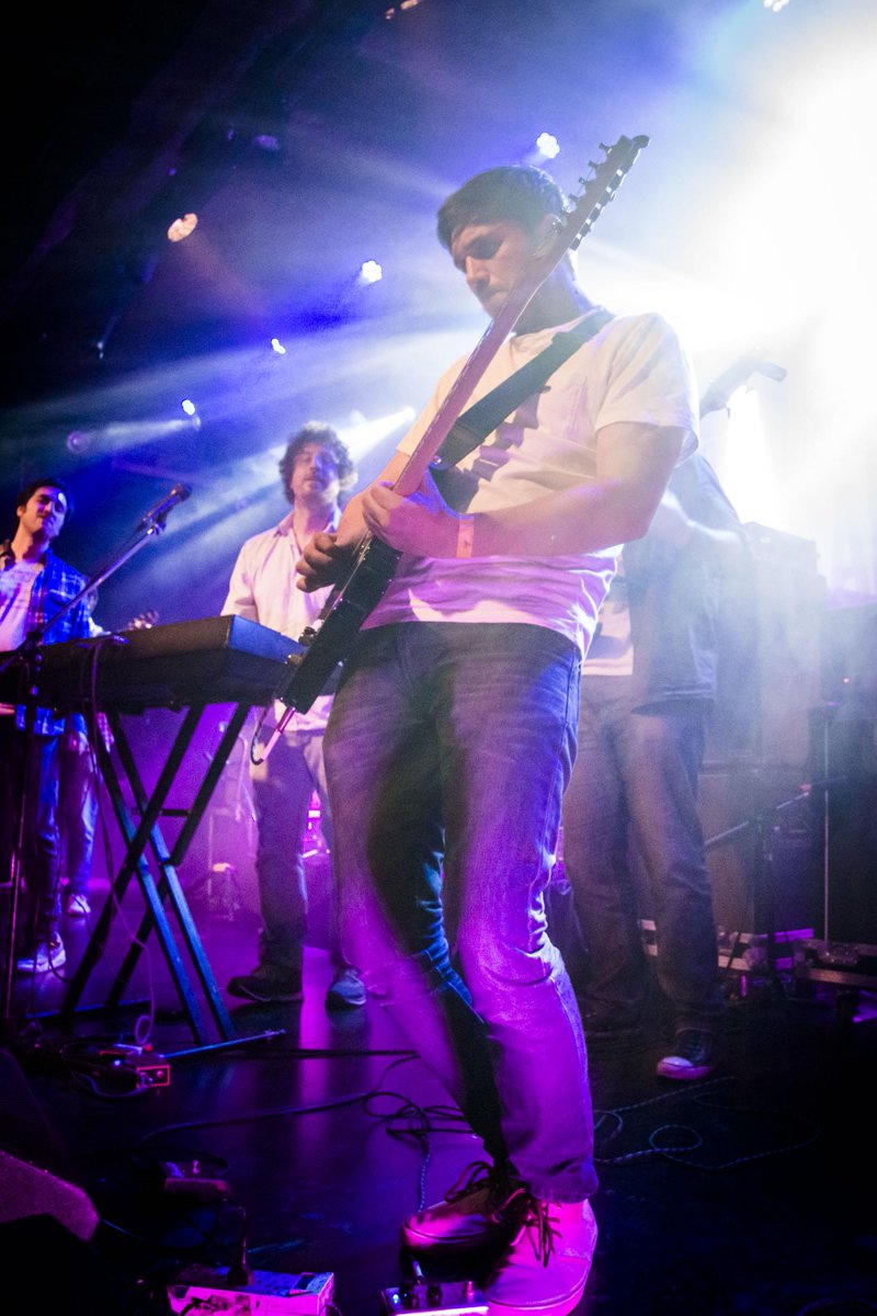 LaYokoBox's tweet photo. Yokeamos @LaTrastiendaBA #rockBA http://t.co/81UpmClopW
