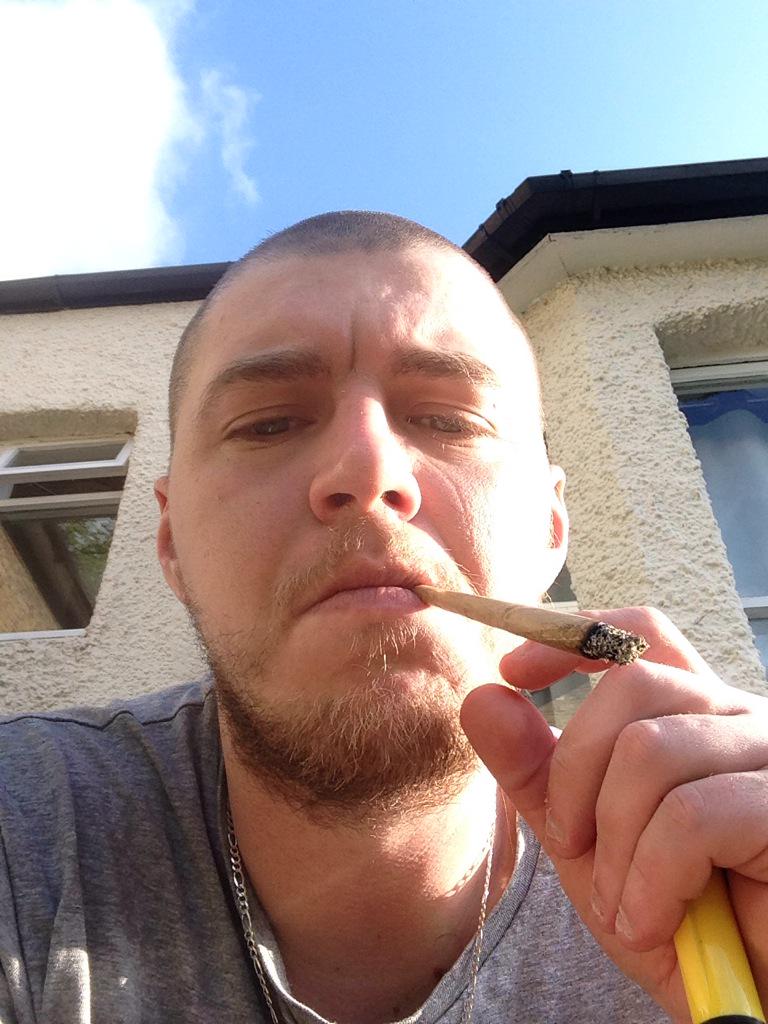 blestcdm's tweet image. Can't beat a smoke after a 12hr nite shift #relief