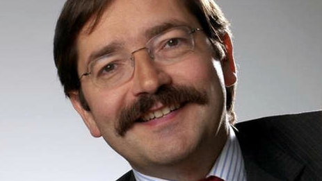 YETLimburg's tweet photo. Gouverneur Bovens @ZUIDmagazine "Nederland laat heel veel geld liggen aan de grenzen. Jammer" http://t.co/dSf8p6Br4h http://t.co/MPujZM9Brj