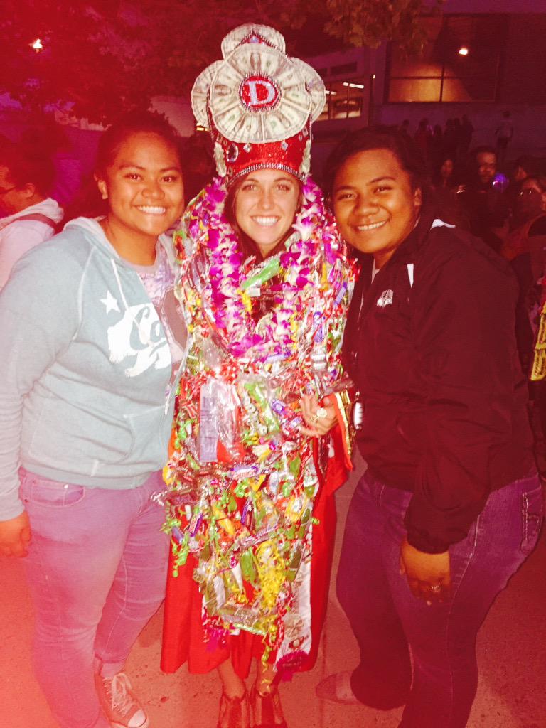 fiercee15's tweet photo. This girl seriously is my ride or die Sister ✊🏾💯 Love you Soo much D😘❤️ #PolyAt❤️ @Nikolao_Apaui You did good 🙌🏾👌🏾 http://t.co/AGdhzvysXw