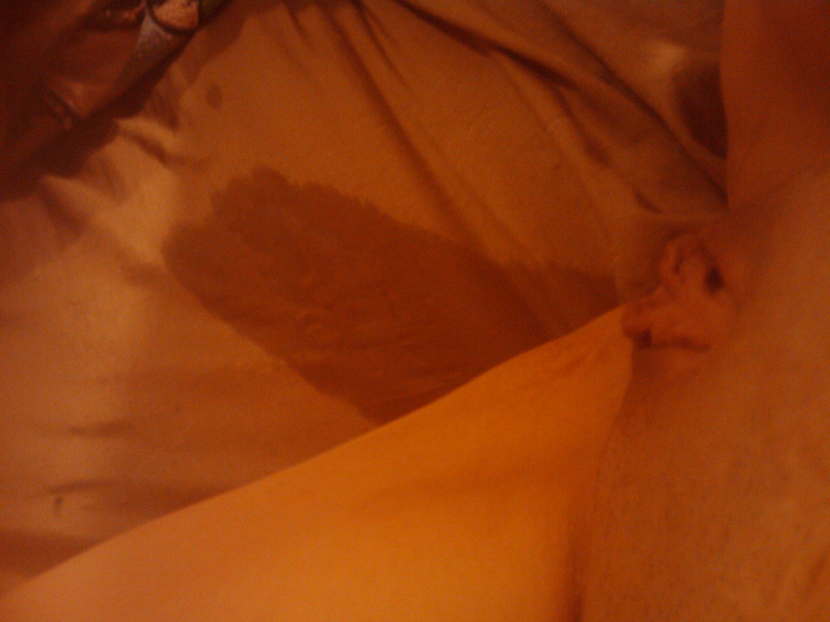 rocket_wad's tweet photo. #fingersdeep #happyending #wetspot #pussy http://t.co/5RzMCC6Smf