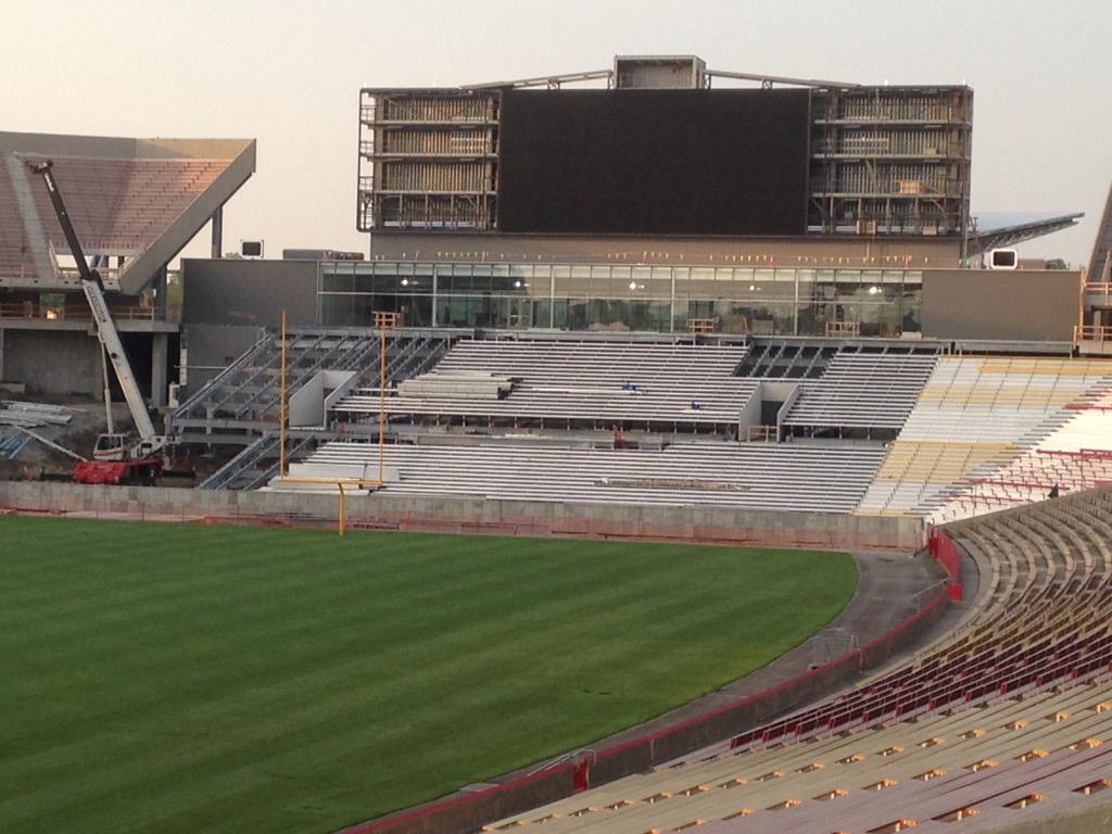 rogerriley's tweet photo. #cyclones Jack Trice Bowl #gatewasopen @WHOhd @keithmurphy http://t.co/A76JKulXDT