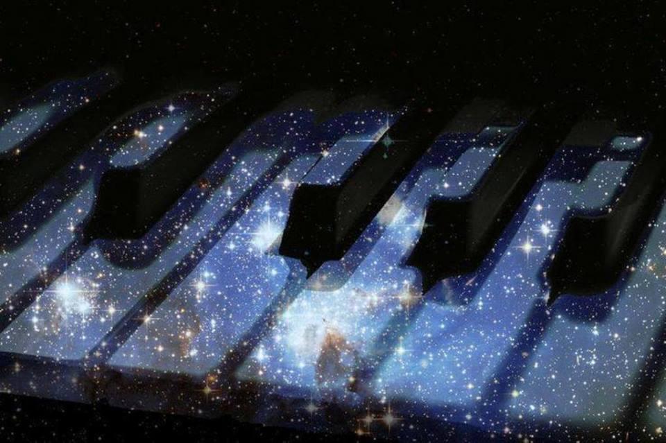 AlexaThirel's tweet photo. 🎹 http://t.co/YTbeprgZeg