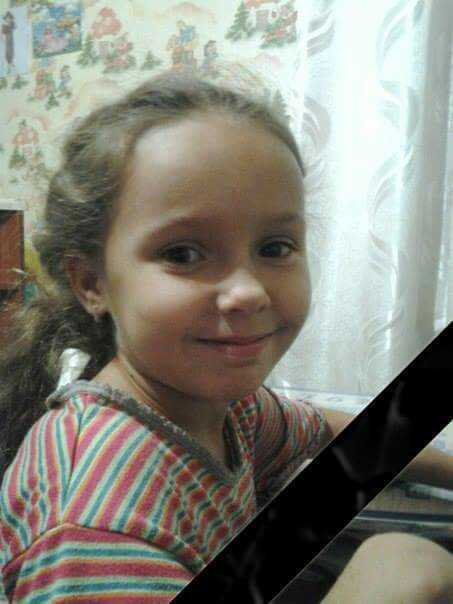CCatSUA's tweet photo. Katya, 11 anys, assassinada juntament amb el seu pare a Gorlovka a causa dels bombadeigs ucraïnesos. http://t.co/R2dVTB6tCE