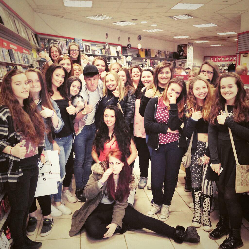 KeepMeYoungUK's tweet photo. Looks like the meet up in Newton Abbott with @NathanGrisdale went well! We hope you all enjoyed the day! http://t.co/hj0WM1CRAy