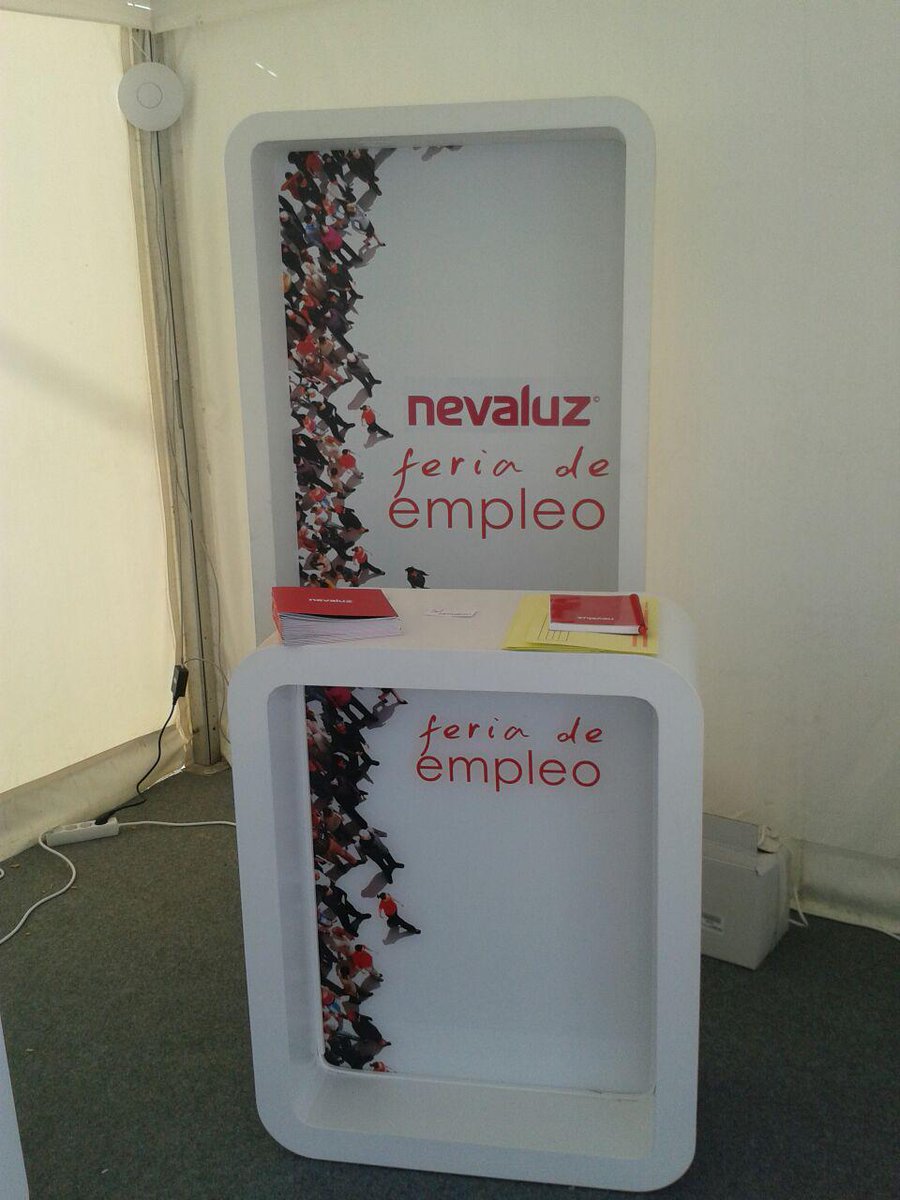NevaluzOficial's tweet photo. La @FeriadeEmpleo en @Ecija_Sevilla estará hasta las 19.30. Nuestra responsable de RRHH os atenderá en nuestro stand. http://t.co/MHoeeC6o5O