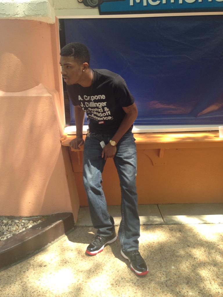 TreSlay03's tweet photo. Off Guards are wicked lol http://t.co/BK7nq2nNr5