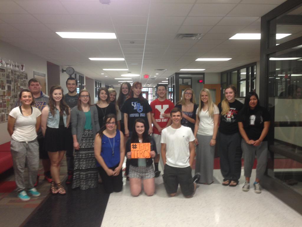 camerongraceee's tweet photo. @TheEllenShow MY AP PSYCH CLASS IS #TeamTercs http://t.co/FWUm0D7mF0