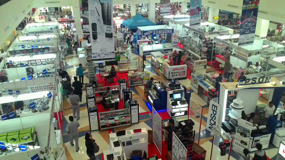 Pameran komputer trbesar dikota Depok telah dibuka hari ini.Kunjungi main hall atrium <a href="/DepokTownSquare/">DETOS</a> <a href="/detoscomputer/">Dcc Detos Depok</a>