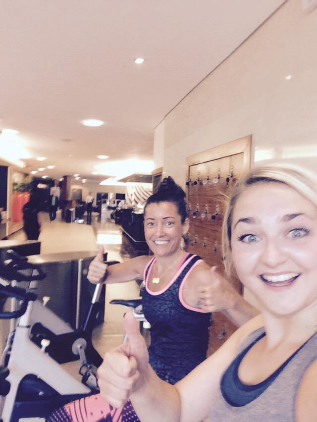 EllieRobs1's tweet photo. Giving it some serious spin today for one seriously good cause #stuartsgoal #virginactive #chisriv #charity #spin http://t.co/iXdeL4hWBH