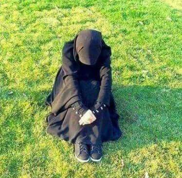 رحلت وتركت قلبي بين حنين وانين فصبرك يارب لفراقه