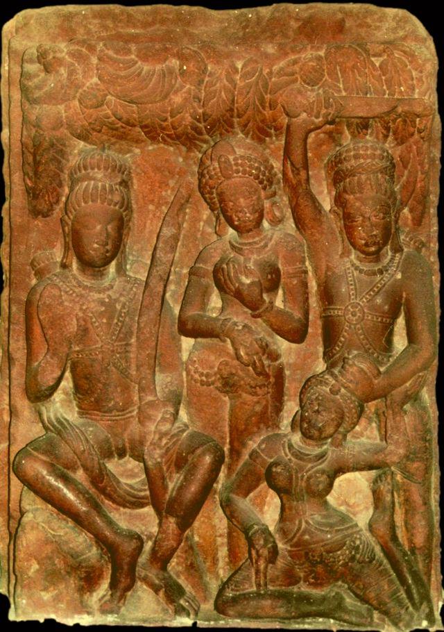 Ramayana Scene, Lakshamana cuts Surpanaka's nose, 
Gupta Art, Indian National Museum,New Delhi.
#IndianHistory