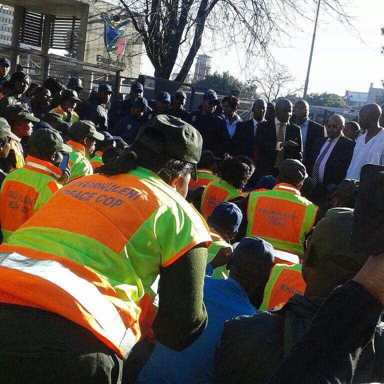 EktvChannel's tweet photo. Mayor addressing the Peace Cops who were striking just before media briefing. #BudgetSpeech2015 http://t.co/Mo6Ze6Yex2