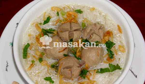 MenuMasak's tweet image. Resep Bakso Sapi #resep #masakan #makanan -  resep.masakan.co/resep-bakso-sa…
