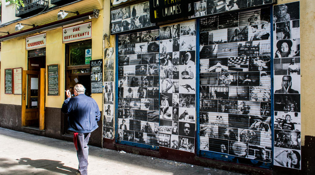 madridesalterna's tweet photo. Galería de fotos de #CALLE2015 en @elconfidencial: "Los grafiteros toman un barrio al asalto" http://t.co/TYUAnOyWOL http://t.co/4d86rkhtPf