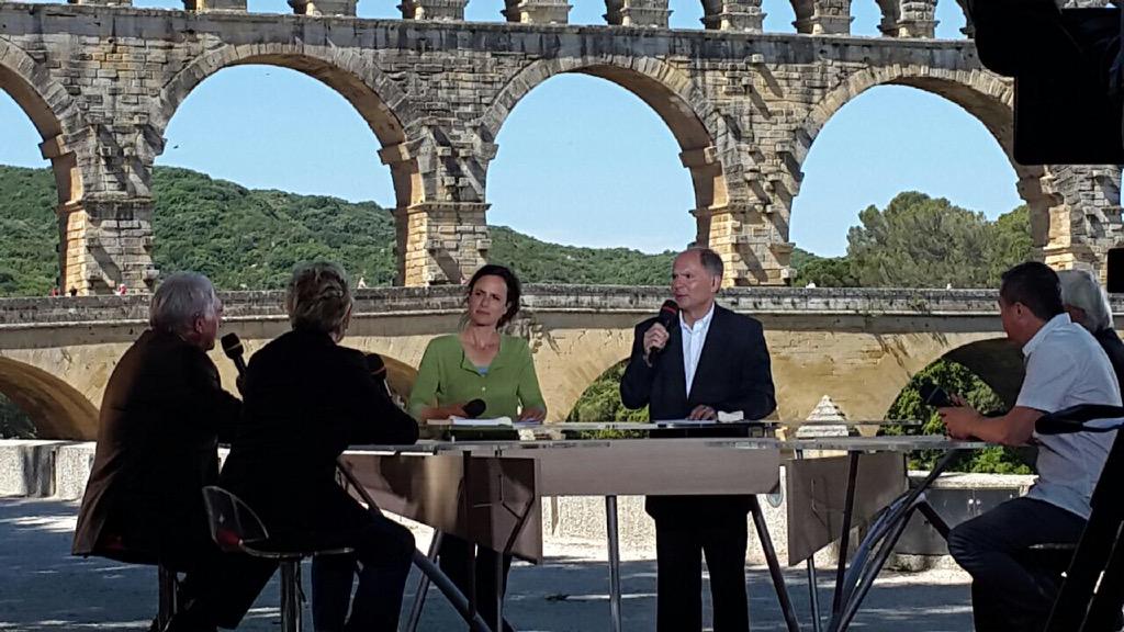 danmut34's tweet image. @F3Languedoc tournage la #lLVEL Pont du Gard