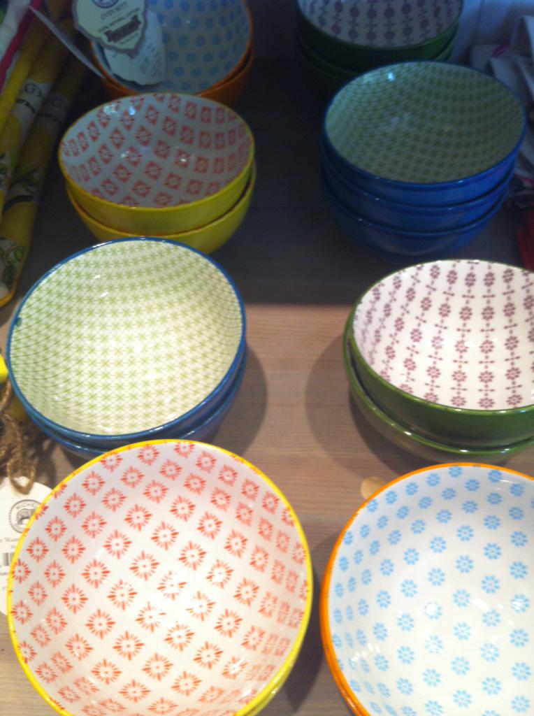UCMShopCam's tweet photo. We love these new bowls in the BG shop #cambridge http://t.co/YK8hxrjEp4