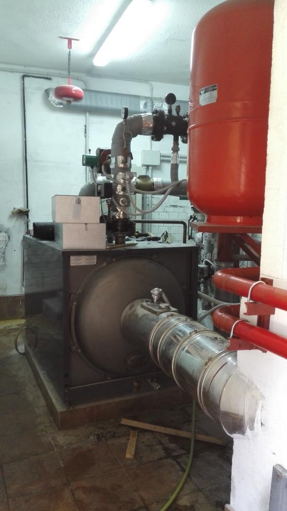 luccaprogettoEU's tweet photo. Ecco caldaia #biomasse di #sorgono #sardegna e # centraletermica per riscaldare liceo scientifico #progettobiomass http://t.co/XKjoazKEUX