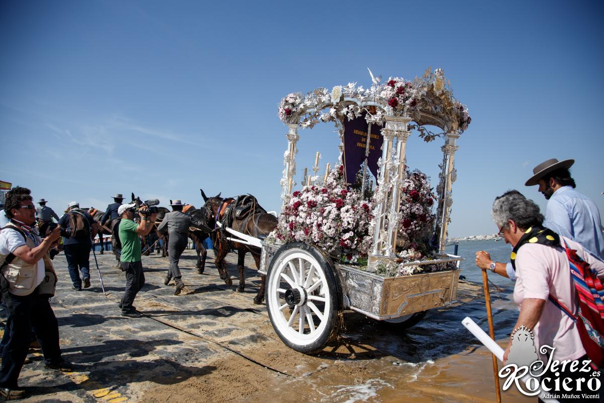 La hermandad del Rocío vuelve hoy a Jerez.
jerezlocal.com/la-hermandad-d…